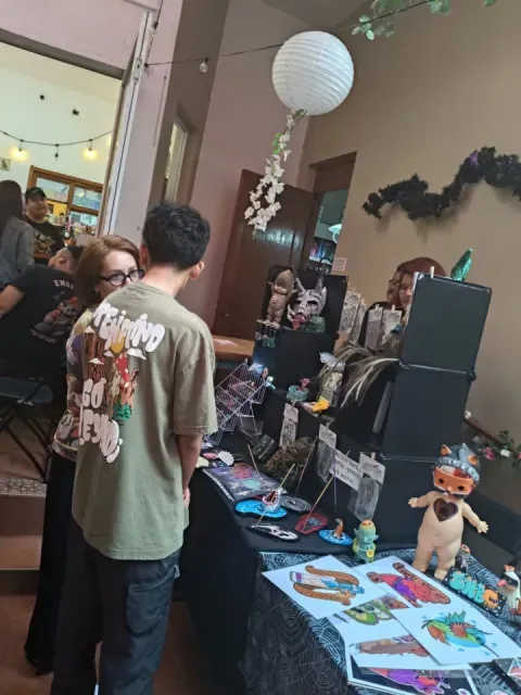 Los stands, El Fucking Hype